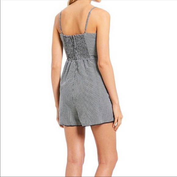 Romper - Picture 2 of 3